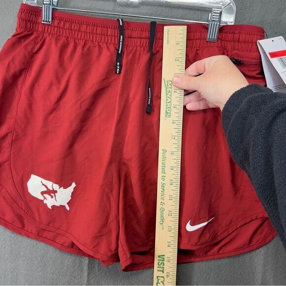 Nwt large NIKE W TEMPO LUXE running SHORT
DJ8528-613 wrestling logo - Picture 6 of 13